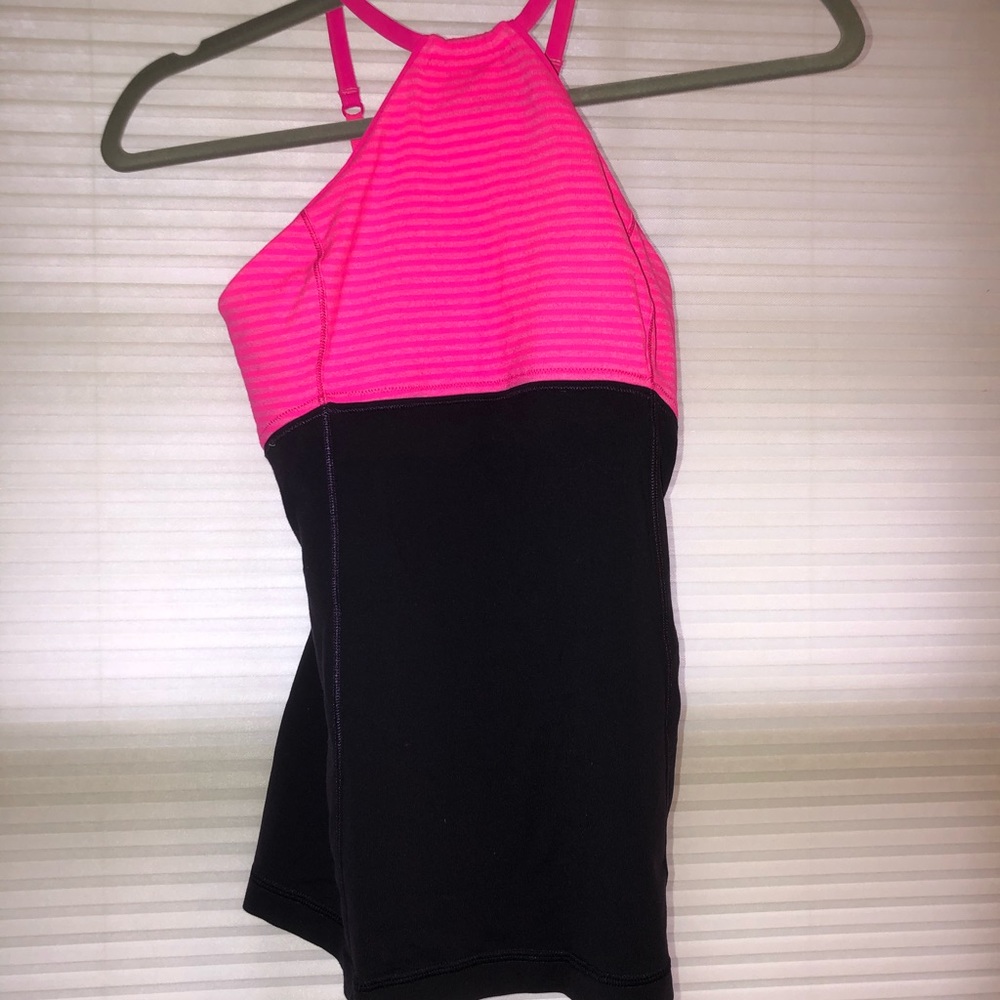Lulu lemon top